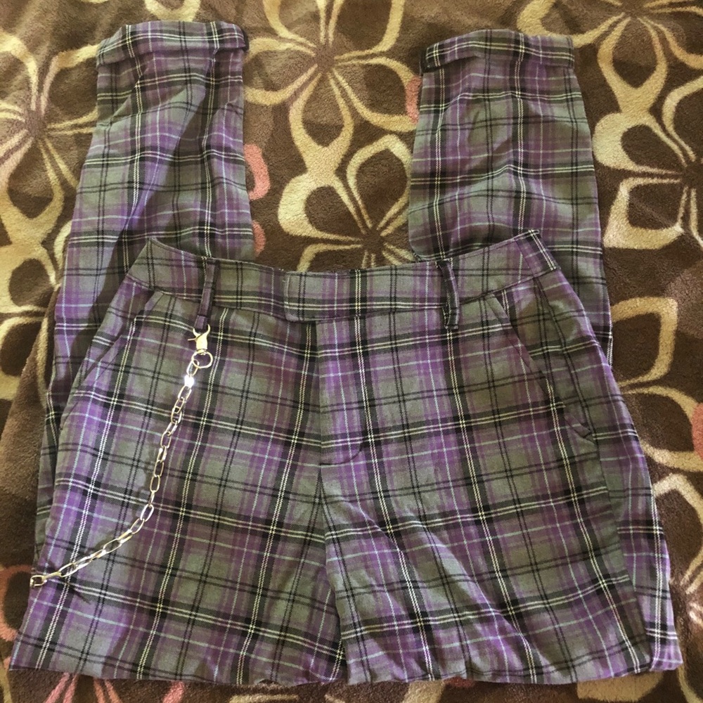 Purple and gray plaid pants w/ detachable chain